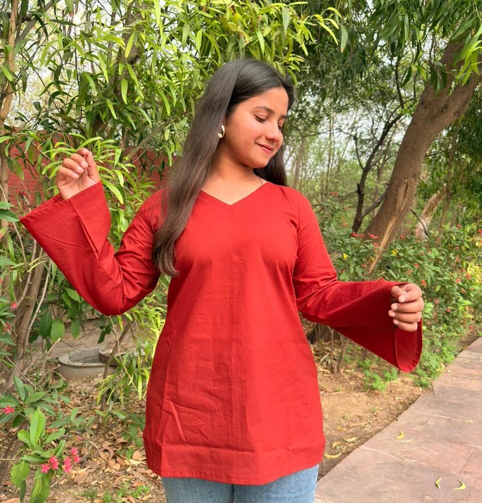 Laal Pari - Plain V-Neck Bell Sleeve Kurti In Red